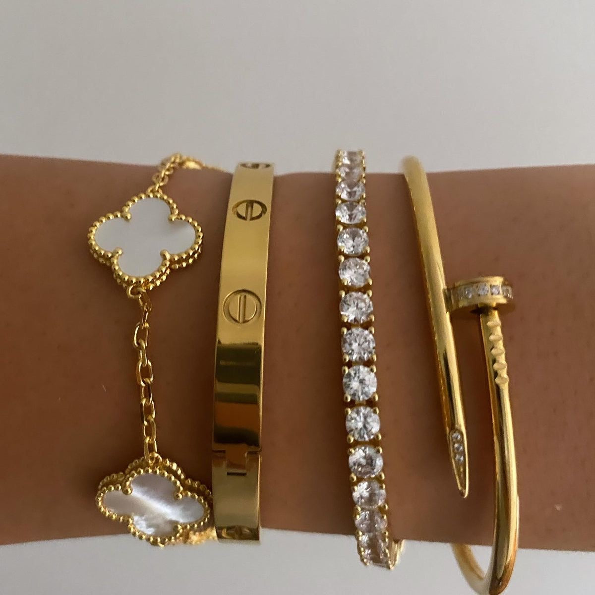 Gold Luxury Bracelet Set