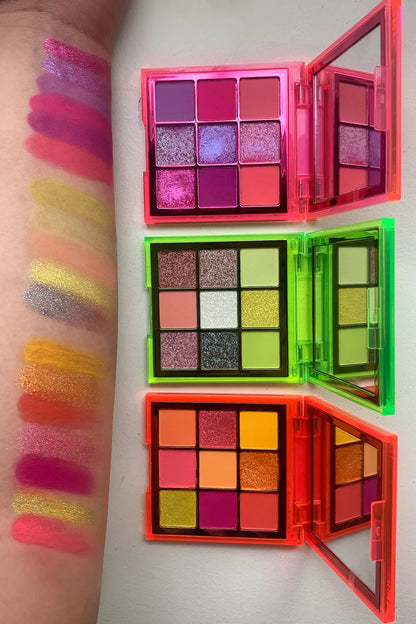 Huda Beauty Neon Eyeshadow Pallete Pallete